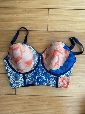 Naja Valentina boustier 32DD